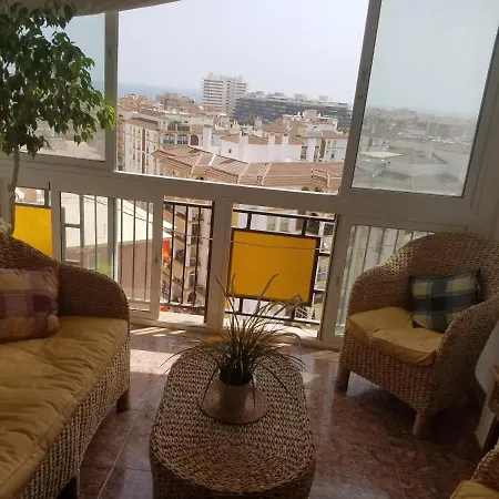 Apartamento Las Torres Pansiyon *