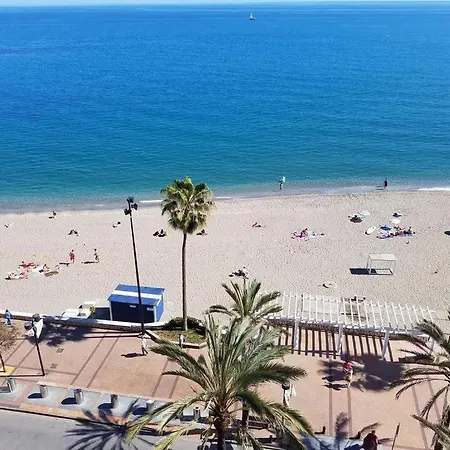 Apartamento Las Torres Pansiyon *